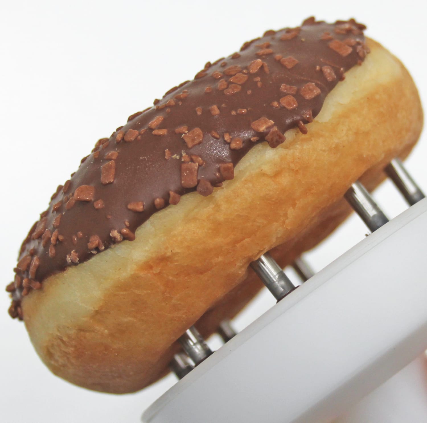 Cream injector with donut filler spout Thumbnail